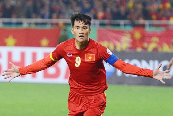 Tiến Linh san bằng thành tích của đàn anh ảnh 2
