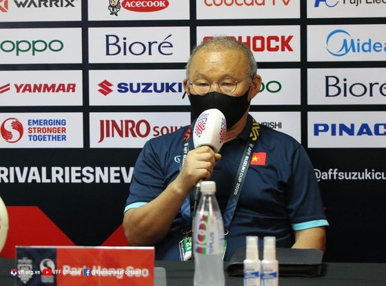 HLV Park Hang-seo đánh giá rất cao đội tuyển Thái Lan. Ảnh: NHẬT ĐOÀN