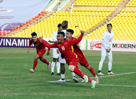 Danh sách đội tuyển Việt Nam: Mới nhưng không mới ảnh 1