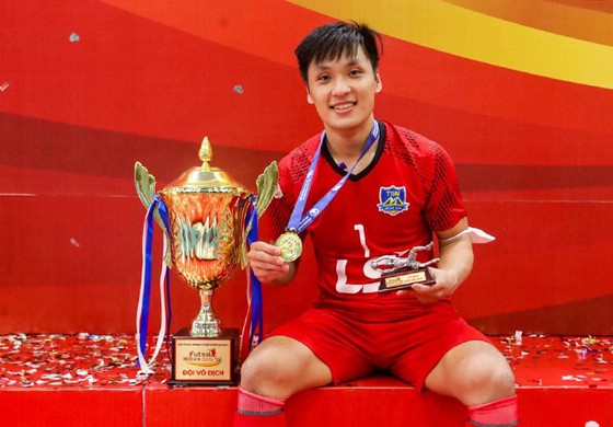 Hồ Văn Ý - Chỉ bên gia đình là mùa Xuân thôi! ảnh 1