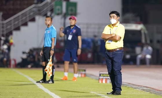 Vì sao 2 đại diện TPHCM khởi đầu chật vật ở V-League 2022? ảnh 1