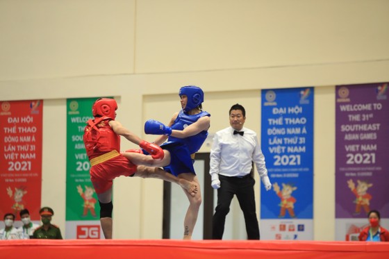 Người đẹp Dương Thúy Vi ‘hụt’ hat-trick vàng, Wushu Việt Nam mạnh nhất SEA Games 31 ảnh 1
