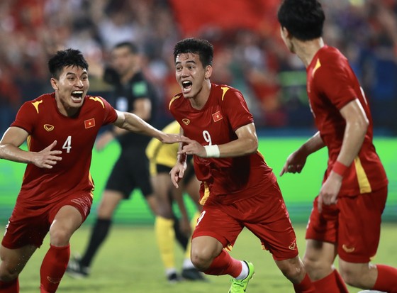 HLV Park Hang-seo áp lực trước trận chung kết SEA Games 31 ảnh 1
