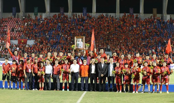 Người hùng Huỳnh Như: ‘Trong cuộc đời tôi chỉ có một lần sướng như vậy’ ảnh 1