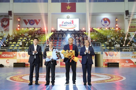 Rộn ràng ngày khai mạc Giải futsal VĐQG 2022 ảnh 1