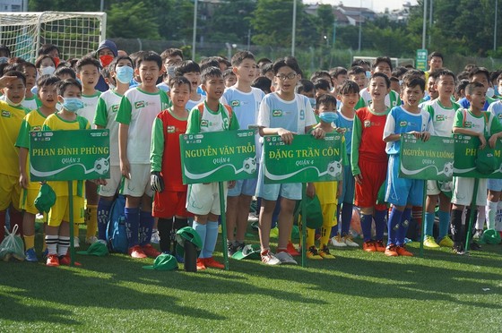 Ngày hội bóng đá học đường TPHCM ảnh 1
