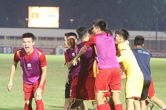 U19 Việt Nam chuẩn bị tâm lý đối đầu với CĐV Indonesia ảnh 1 U19 Việt Nam chuẩn bị tâm lý đối đầu với CĐV Indonesia ảnh 1