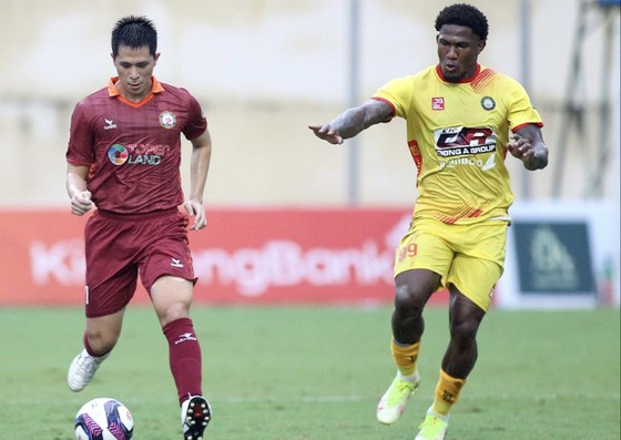 Vòng 17 V-League 2022: Thanh Hóa bất ngờ đánh bại Bình Định ảnh 1