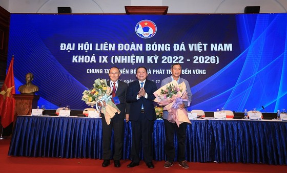 Tìm HLV cho đội tuyển Việt Nam là nhiệm vụ đầu tiên của lãnh đạo VFF khóa IX ảnh 1