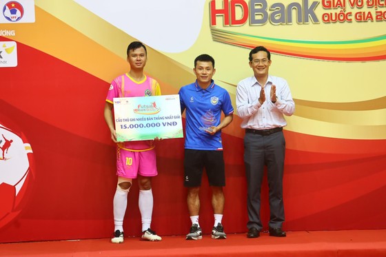 Quả bóng vàng futsal Việt Nam 2022: Mùa vàng biến động ảnh 1