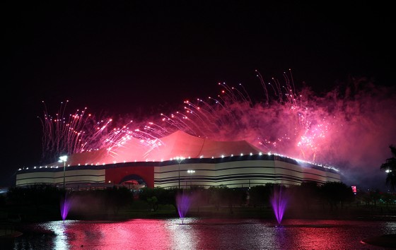 Khai mạc World Cup 2022: Đêm Trung Đông rực rỡ sắc màu ảnh 10