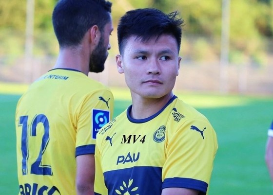Quang Hải có trận đấu thứ 3 liên tiếp không được thi đấu ở Pau FC