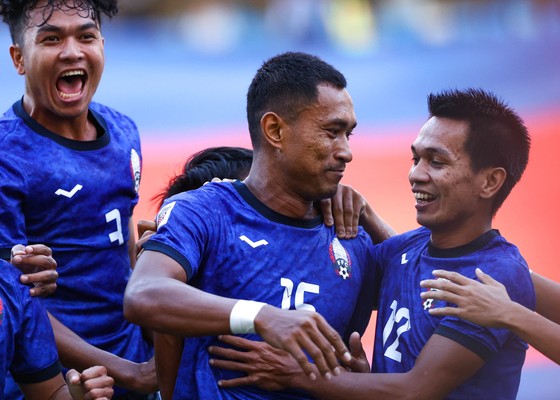 Niềm vui chiến thắng của các cầu thủ Campuchia