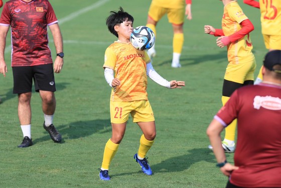 Vạn Sự hạ quyết tâm cùng đội tuyển nữ Việt Nam có điểm ở World Cup 2023.