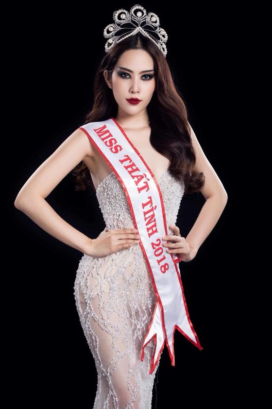 Sau ồn ào với Trường Giang, Nam Em tung ca khúc ballad đẫm nước mắt ảnh 2