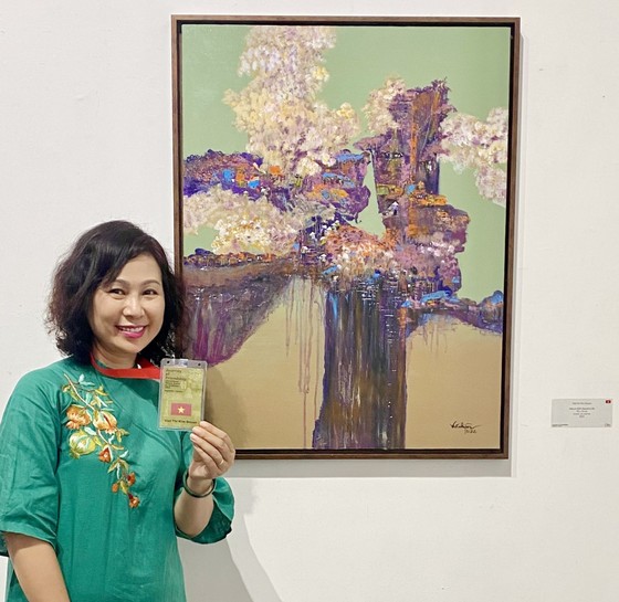 10 nữ họa sĩ Việt Nam được mời tham dự triển lãm và trưng bày tác phẩm tại Sangkring Art Space Gallery  ảnh 3