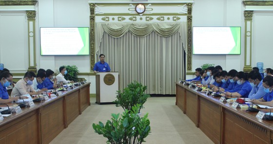 Phát huy vai trò cán bộ, công chức, viên chức trẻ trong xây dựng chính quyền đô thị ảnh 2 Phát huy vai trò cán bộ, công chức, viên chức trẻ trong xây dựng chính quyền đô thị ảnh 2