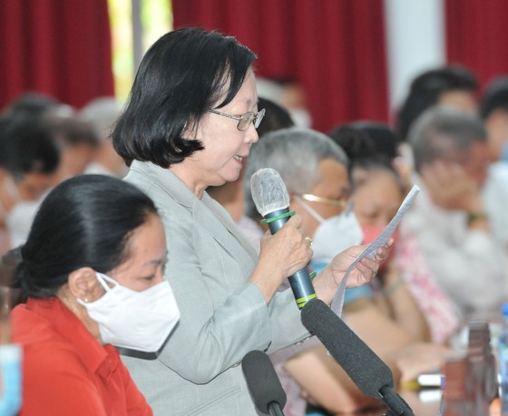 Chủ tịch nước Nguyễn Xuân Phúc: TPHCM đi đầu trong phục hồi kinh tế - xã hội sau dịch ảnh 4
