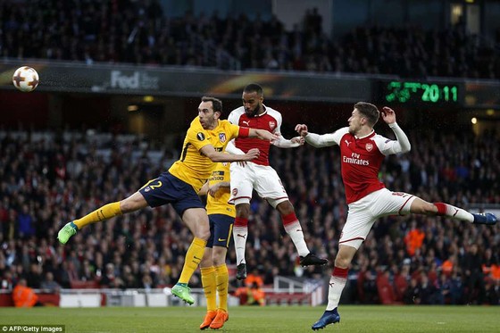 Arsenal - Atletico Madrid 1-1 Pháo thủ bị cầm hòa dù chơi hơn người từ phút thứ 10 ảnh 4