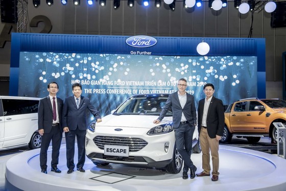 Ford Việt Nam ra mắt nhiều dòng xe SUV và thương mại ở VMS 2019