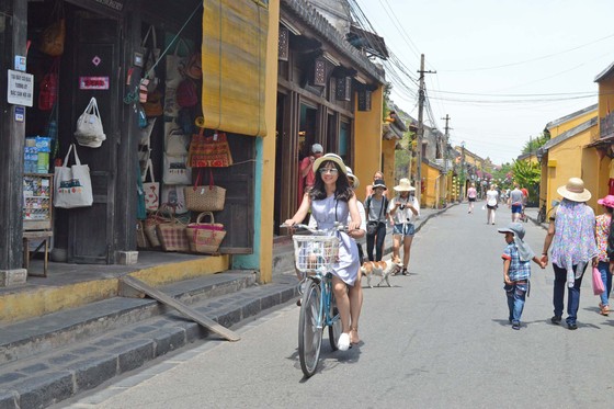 Hội An hướng đến mục tiêu xây dựng thành phố của xe đạp và xe điện ảnh 2