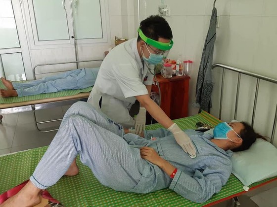Bệnh nhân nhập viện do ăn pate Minh Chay