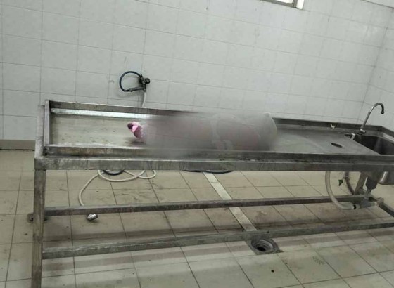 Long An: Điều tra nguyên nhân bé trai 18 tháng tuổi tử vong ảnh 1