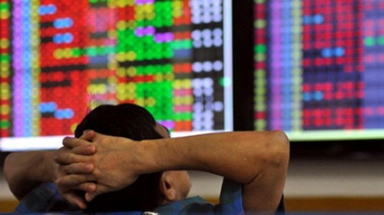 VN Index lại ‘đổ đèo’, nhà đầu tư mất niềm tin
