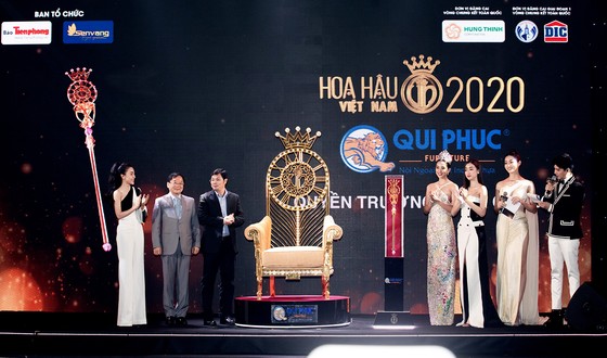 Công bố vương miện Hoa hậu Việt Nam 2020 và các vật phẩm đăng quang ảnh 11 Công bố vương miện Hoa hậu Việt Nam 2020 và các vật phẩm đăng quang ảnh 11