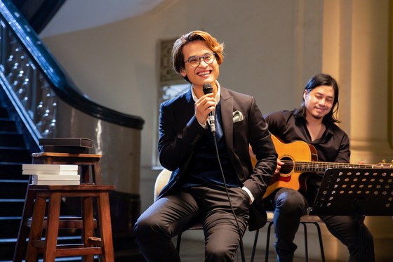 Hà Anh Tuấn phát hành album "Cuối ngày người đàn ông một mình" và vé live concert "The Veston" ảnh 3