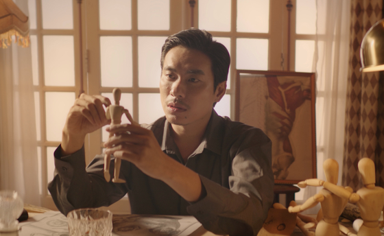 Only C trở lại với MV mới kết hợp cùng rapper Karik ảnh 4