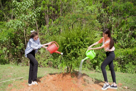 Hoa hậu Phương Khánh, Trúc Diễm, Hoàng Hạnh đồng hành cùng dự án trồng 50 triệu cây xanh ảnh 2
