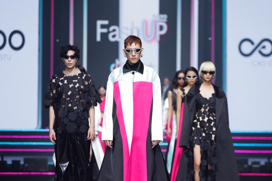 Lộ diện 4 quán quân thời trang của FashUP 2022 by TikTok ảnh 7