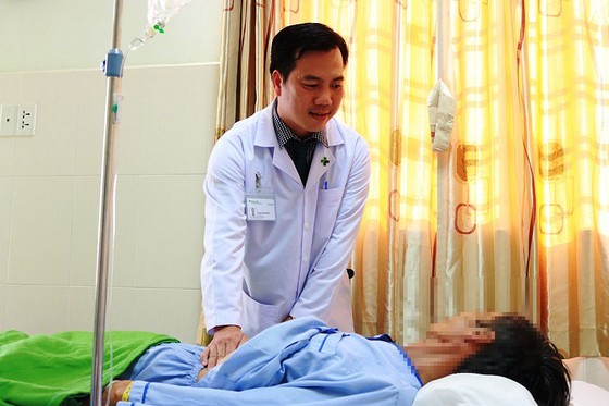 Cấp cứu thành công bệnh nhân bị căn bệnh hiếm gặp ảnh 1