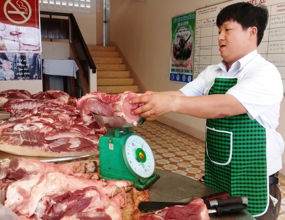 Các địa phương ở ĐBSCL nỗ lực tái đàn heo ảnh 1