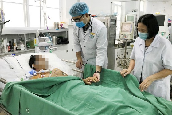 Cứu sống bệnh nhân bị ngưng tim tới 90 phút ảnh 1