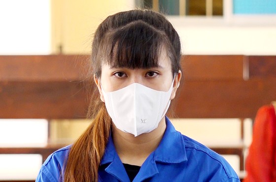 Lãnh 10 năm tù vì lập hồ sơ khống chiếm đoạt tiền công ty ảnh 1 Lãnh 10 năm tù vì lập hồ sơ khống chiếm đoạt tiền công ty ảnh 1