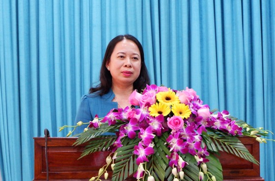 Phó Chủ tịch nước đề nghị An Giang sớm hỗ trợ người dân vượt qua khó khăn do đại dịch ảnh 2