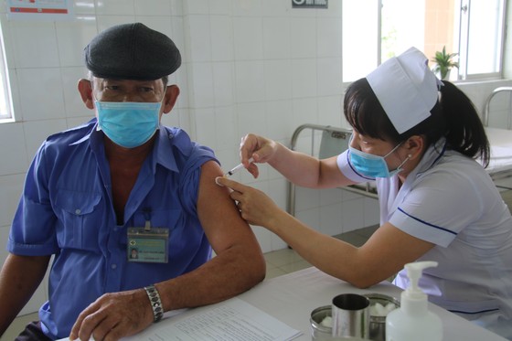 Đồng Tháp tiêm vaccine Covid-19 liều bổ sung và nhắc lại cho 1,6 triệu người ảnh 1