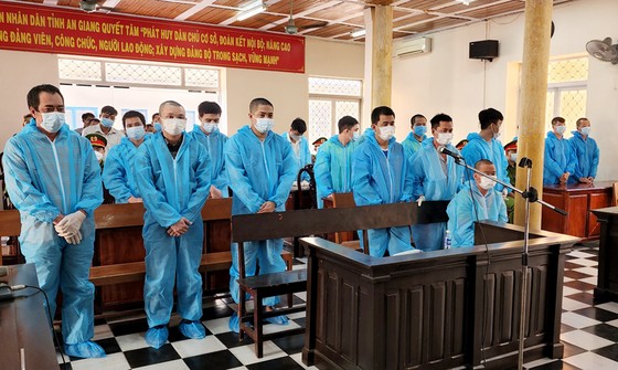 An Giang: Hàng chục đối tượng đánh bạc lãnh án tù ảnh 1
