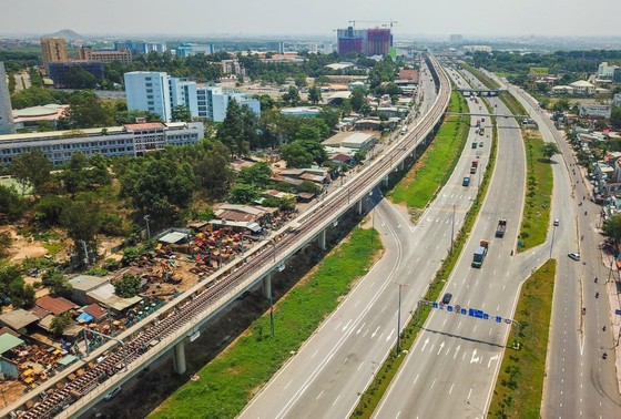Tuyến metro số 1 Bến Thành - Suối Tiên lại thêm 2 gối cao su lệch vị trí ảnh 1 Tuyến metro số 1 Bến Thành - Suối Tiên lại thêm 2 gối cao su lệch vị trí ảnh 1