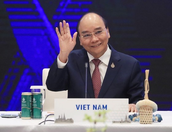 Chủ tịch nước Nguyễn Xuân Phúc cùng Phu nhân hội kiến Nhà Vua và Hoàng hậu Thái Lan ảnh 2