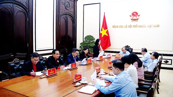 Chủ tịch nước Nguyễn Xuân Phúc: Huy động nguồn lực xã hội chăm lo Tết cho người khó khăn ảnh 2