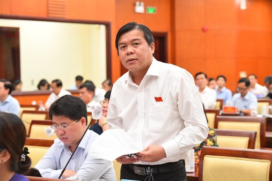 Chủ tịch UBND TPHCM Phan Văn Mãi: Tập trung phát triển các dự án nhà ở ảnh 1