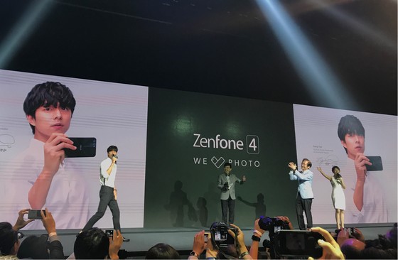Asus ra mắt nhiều chiếc di động với “We Love Photo” ảnh 3