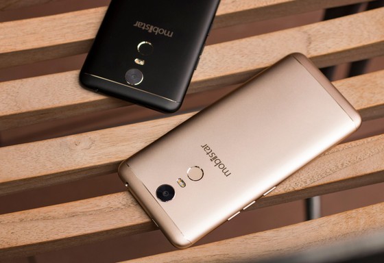 Mobiistar tung ra E-Selfie giá chưa đến 3 triệu đồng ảnh 3