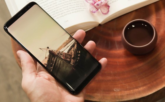 Galaxy Note 8, Galaxy S8 Plus giảm hơn 1 triệu chỉ còn từ 5,8 triệu đồng ảnh 1