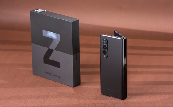 Galaxy Z Fold3 đang được giảm 10 triệu đồng