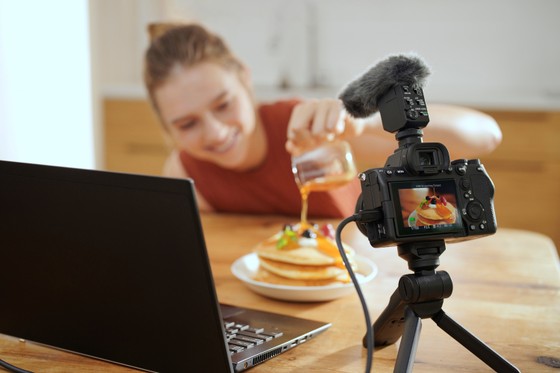 Sony Việt Nam ra mắt máy ảnh Alpha 7 IV vượt trội với cảm biến full-frame 33 MP ảnh 1