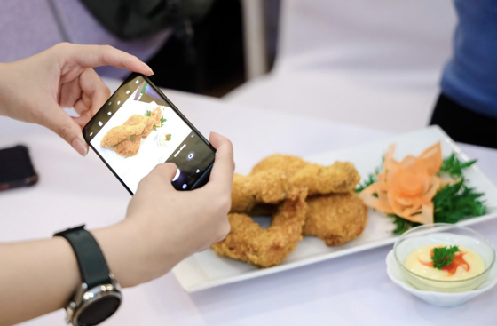 Xiaomi Việt Nam tặng người bán hàng online 100 smartphone ảnh 1